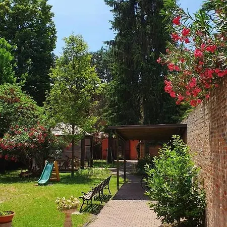 Beatrixhome Oasi In Citta Ferrara